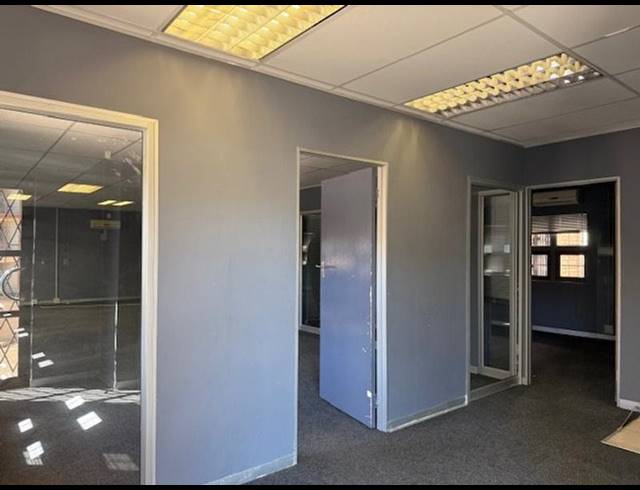 BUSINESS PROPERTY TO RENT IN BENDOR